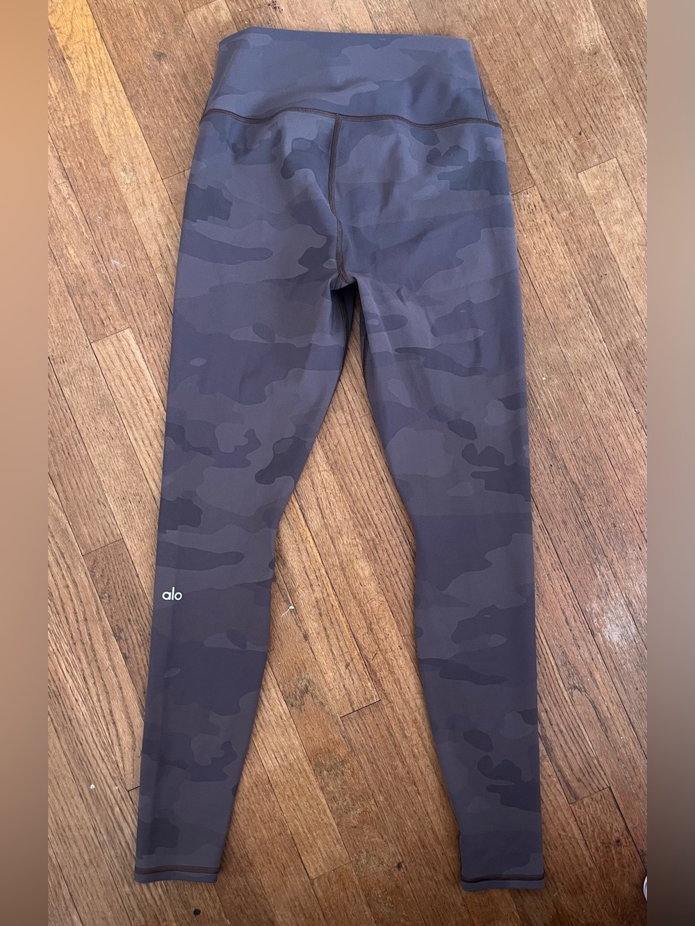ALO Yoga  Camo High-Waist Leggings